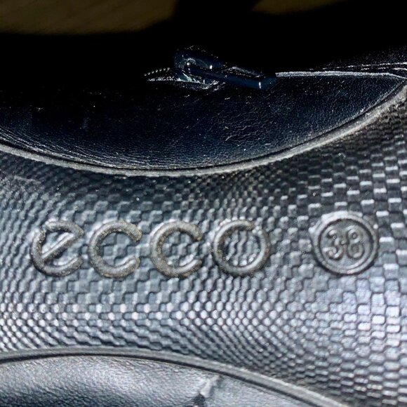 Ecco Sculptured 75 Low Cut Black Leather Ankle Booties 38 Side Zip Block Heel - Picture 8 of 10